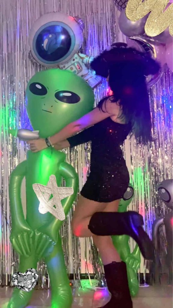 alien party outfit ideas