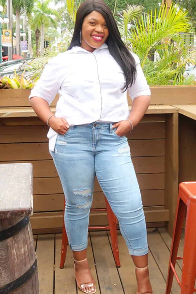 WHITE BLOUSE 