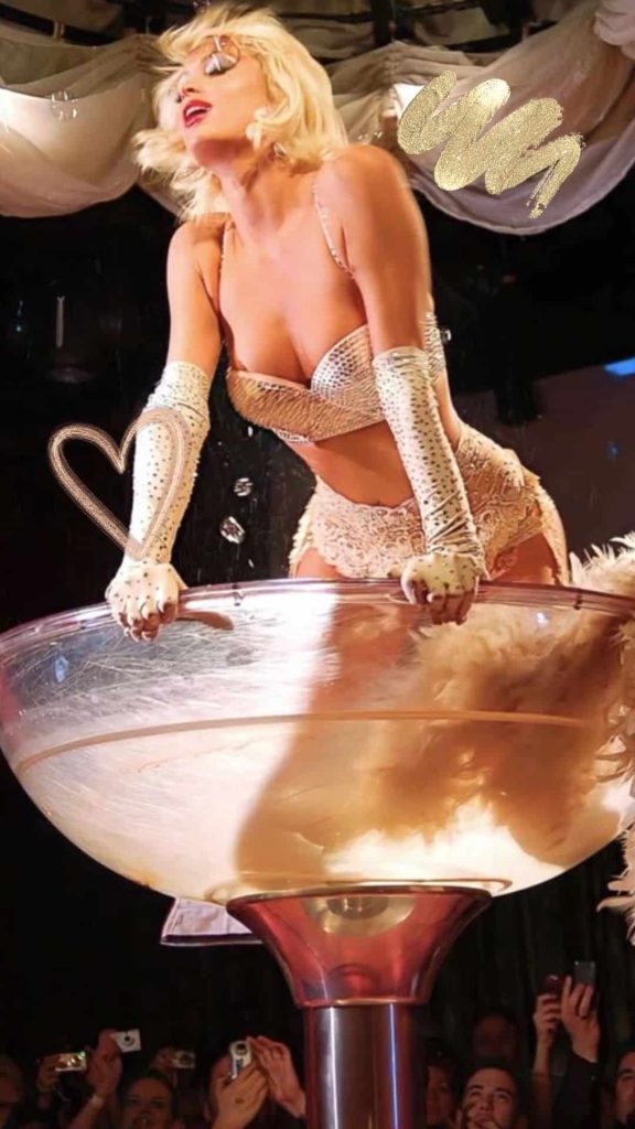 what to wear to cabaret show