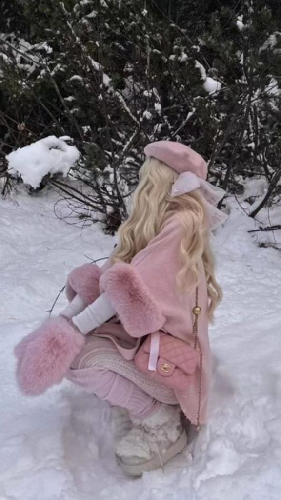 feminine winter wonderland photoshoot ideas