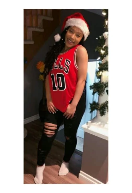 jersey and jeans Chrsitmas sporty outfit