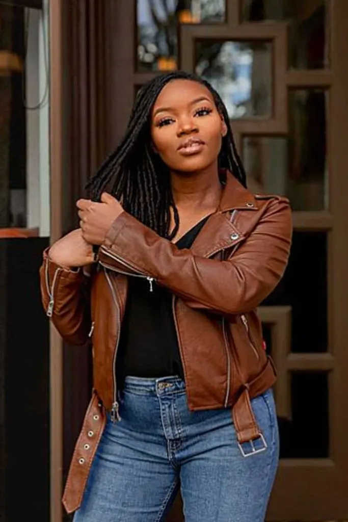 Lola Adesina black influencer