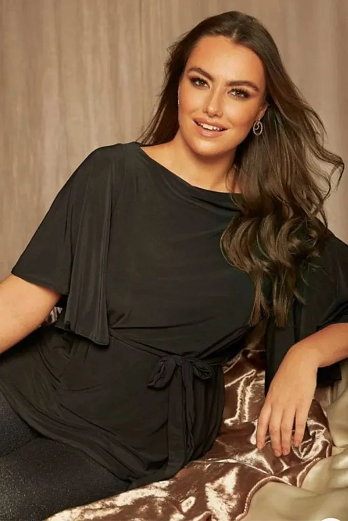 boat neckline top