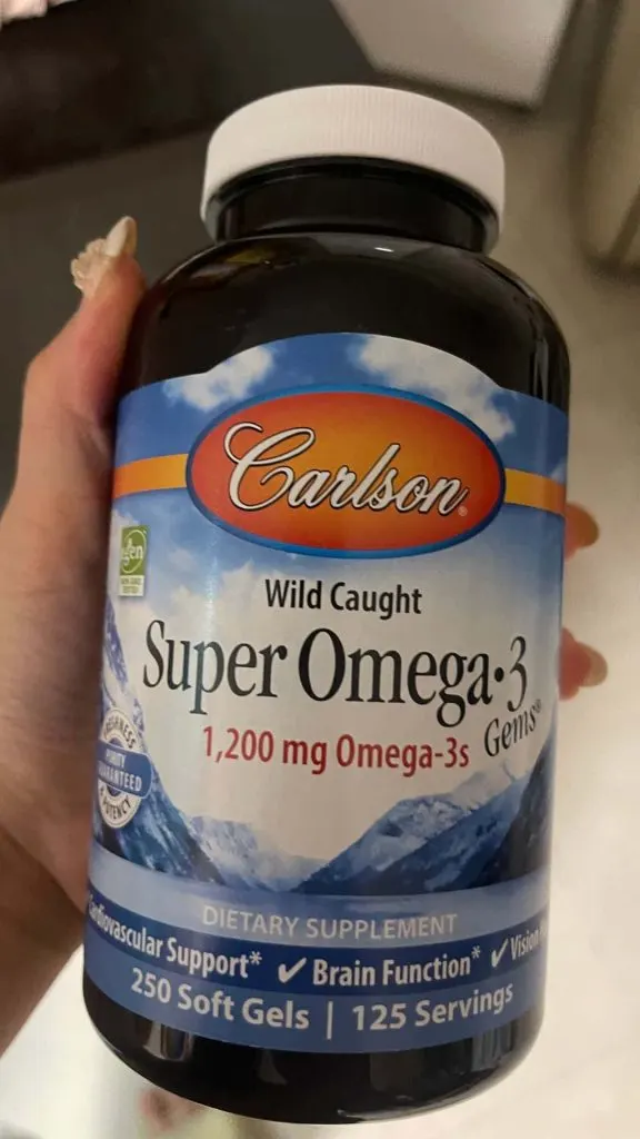 wild-caught fish oil good skin