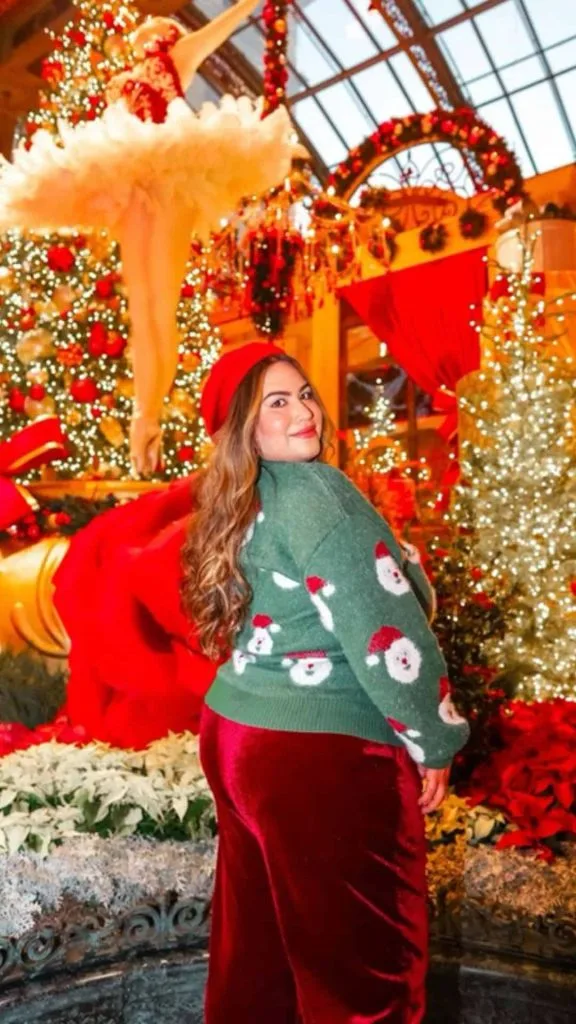 Christmas sweater outfits