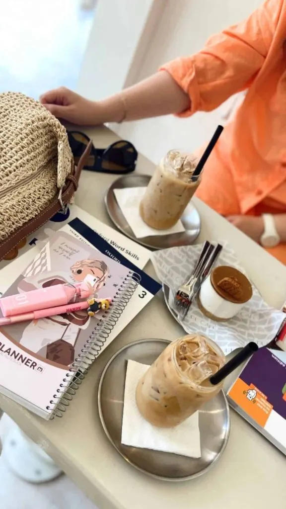 study date cafe