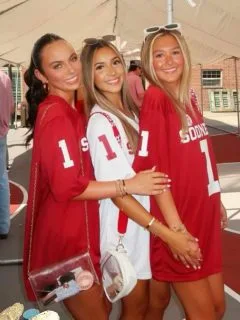 tailgate party outfit ideas
