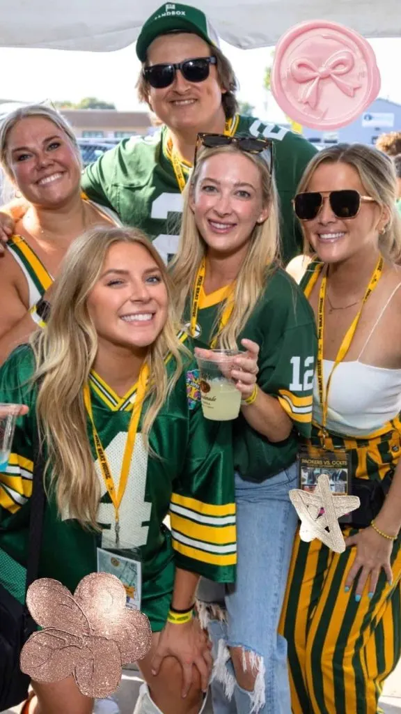 tailgate party outfit college 