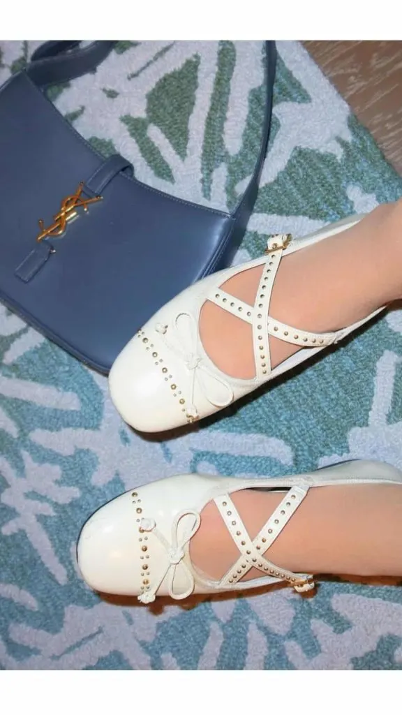 what to wear Mary Janes